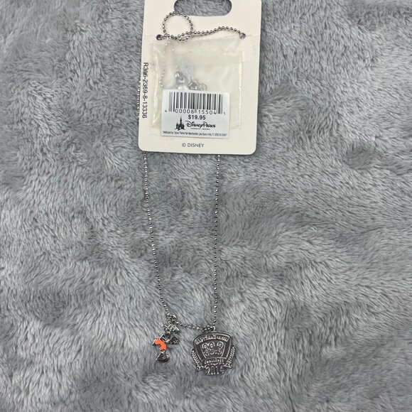 Disney Walt Disney World Marathon Weekend 2014 Goofy 39.3 Pendant Necklace NWT - Picture 2 of 6